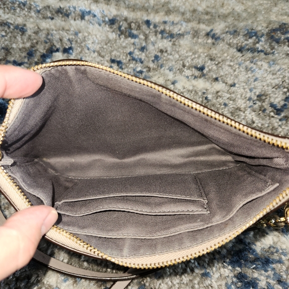 Coach Crossbody - Picture 13 of 16